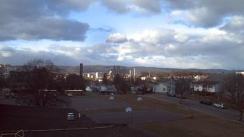 Weather camera view of Heights Murray ES.