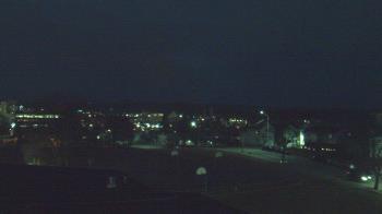 Weather camera view of Heights Murray ES.