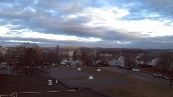 Weather camera view of Heights Murray ES.