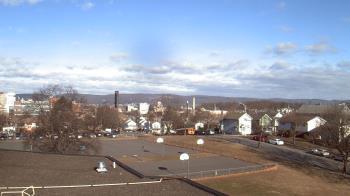 Weather camera view of Heights Murray ES.