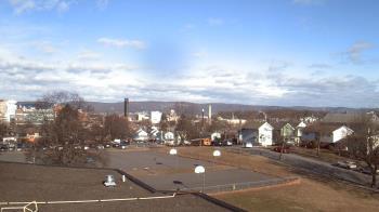 Weather camera view of Heights Murray ES.