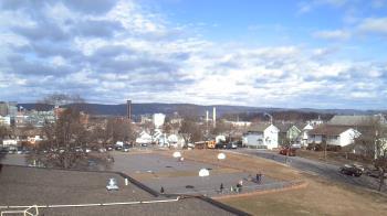 Weather camera view of Heights Murray ES.