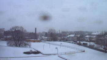 Weather camera view of Heights Murray ES.