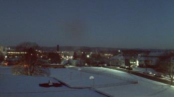 Weather camera view of Heights Murray ES.