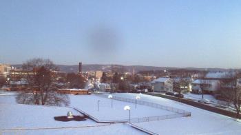 Weather camera view of Heights Murray ES.