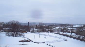Weather camera view of Heights Murray ES.