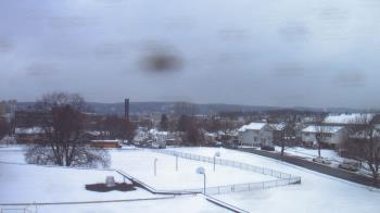 Weather camera view of Heights Murray ES.