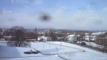 Weather camera view of Heights Murray ES.