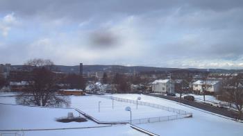 Weather camera view of Heights Murray ES.
