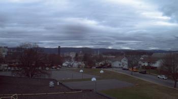 Weather camera view of Heights Murray ES.