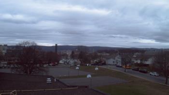 Weather camera view of Heights Murray ES.