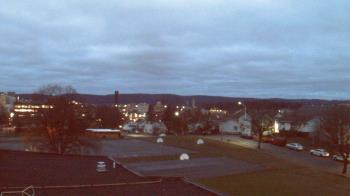 Weather camera view of Heights Murray ES.