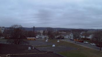 Weather camera view of Heights Murray ES.
