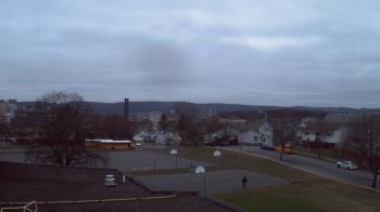 Weather camera view of Heights Murray ES.