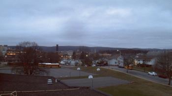 Weather camera view of Heights Murray ES.