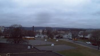 Weather camera view of Heights Murray ES.