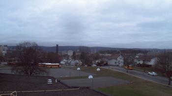 Weather camera view of Heights Murray ES.