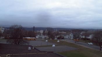 Weather camera view of Heights Murray ES.