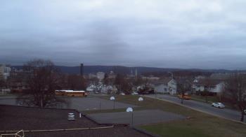 Weather camera view of Heights Murray ES.