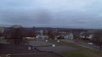 Weather camera view of Heights Murray ES.