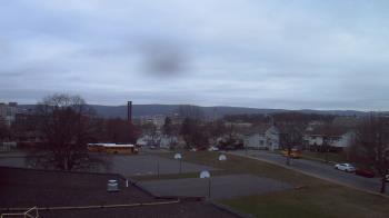 Weather camera view of Heights Murray ES.