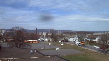 Weather camera view of Heights Murray ES.
