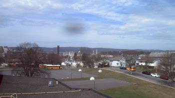 Weather camera view of Heights Murray ES.