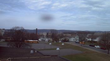 Weather camera view of Heights Murray ES.