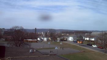 Weather camera view of Heights Murray ES.