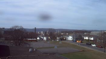 Weather camera view of Heights Murray ES.