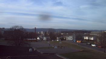 Weather camera view of Heights Murray ES.
