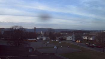 Weather camera view of Heights Murray ES.