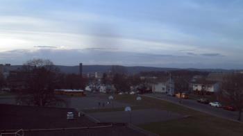 Weather camera view of Heights Murray ES.