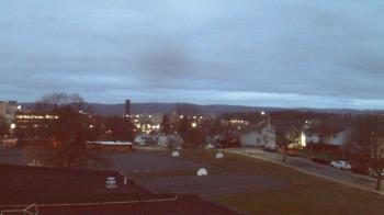 Weather camera view of Heights Murray ES.