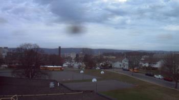 Weather camera view of Heights Murray ES.