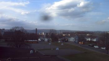 Weather camera view of Heights Murray ES.