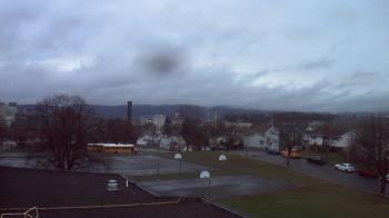 Weather camera view of Heights Murray ES.