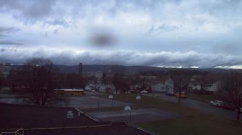 Weather camera view of Heights Murray ES.
