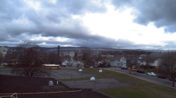 Weather camera view of Heights Murray ES.