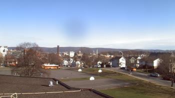 Weather camera view of Heights Murray ES.