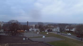 Weather camera view of Heights Murray ES.