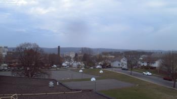 Weather camera view of Heights Murray ES.