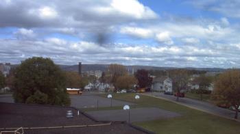 Weather camera view of Heights Murray ES.