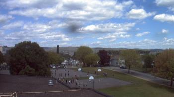 Weather camera view of Heights Murray ES.