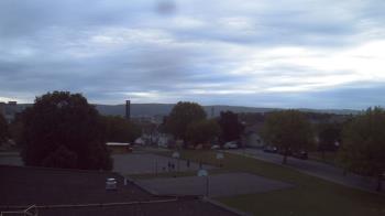 Weather camera view of Heights Murray ES.