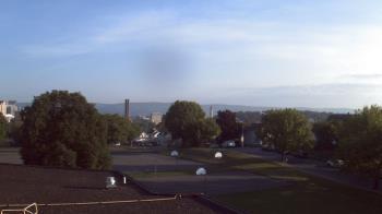 Weather camera view of Heights Murray ES.