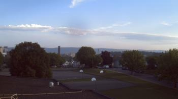 Weather camera view of Heights Murray ES.