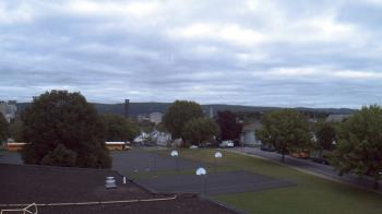 Weather camera view of Heights Murray ES.