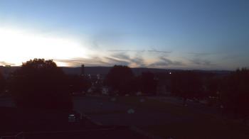 Weather camera view of Heights Murray ES.