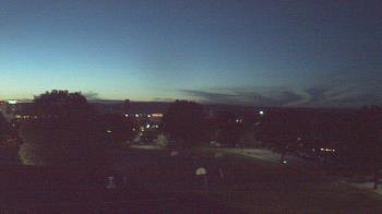 Weather camera view of Heights Murray ES.